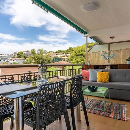Beach Front Retro Hideaway In Salou Ngoại thất bức ảnh