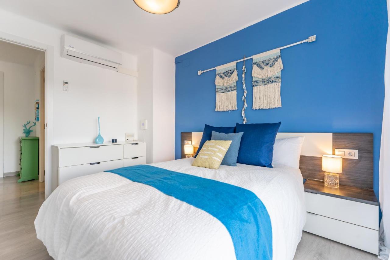 Beach Front Retro Hideaway In Salou Ngoại thất bức ảnh