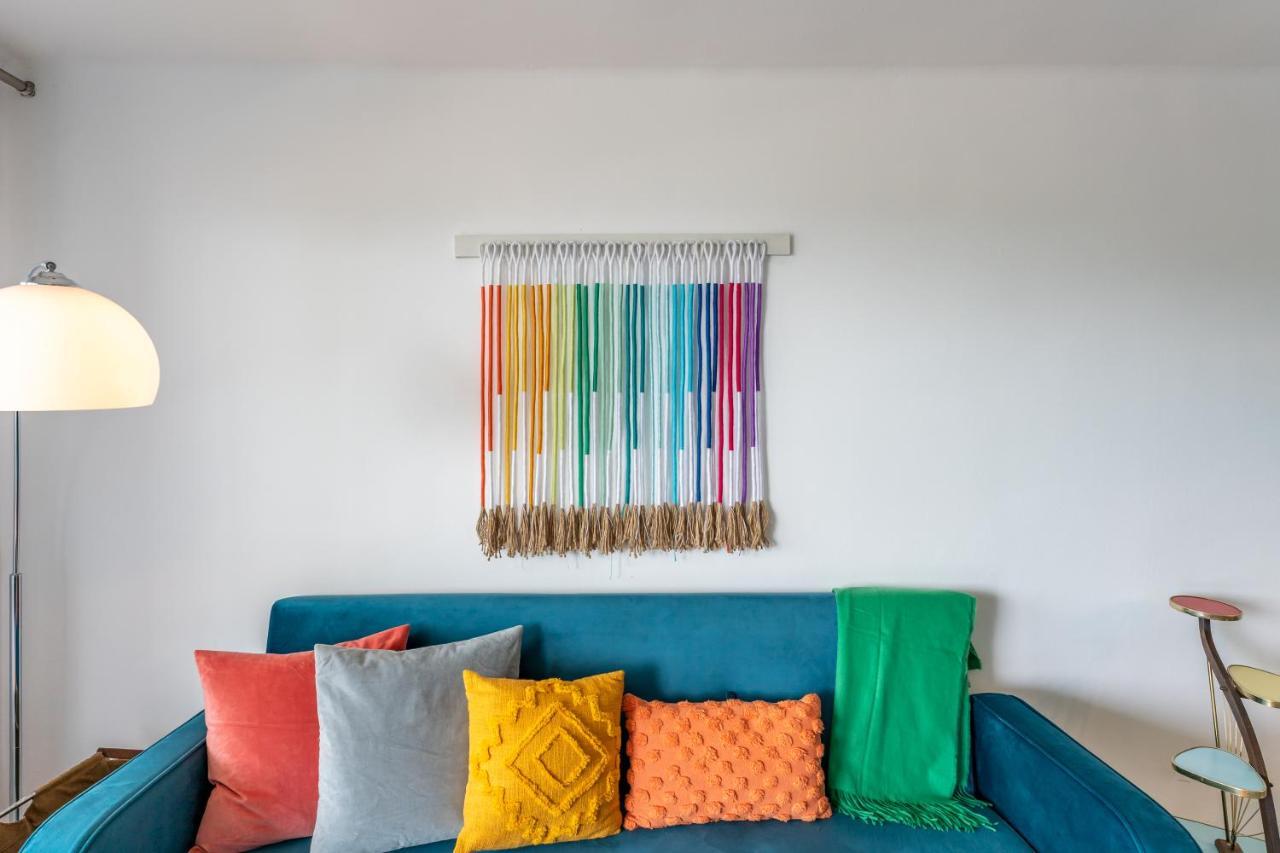 Beach Front Retro Hideaway In Salou Ngoại thất bức ảnh